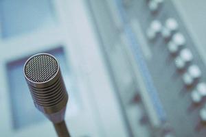 フォークリフトをレンタルするメリット